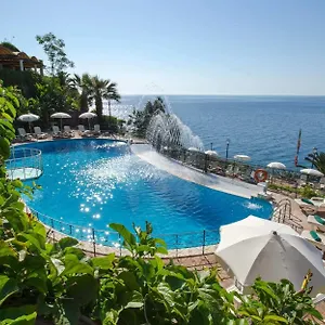 4* Отель Baia Taormina &